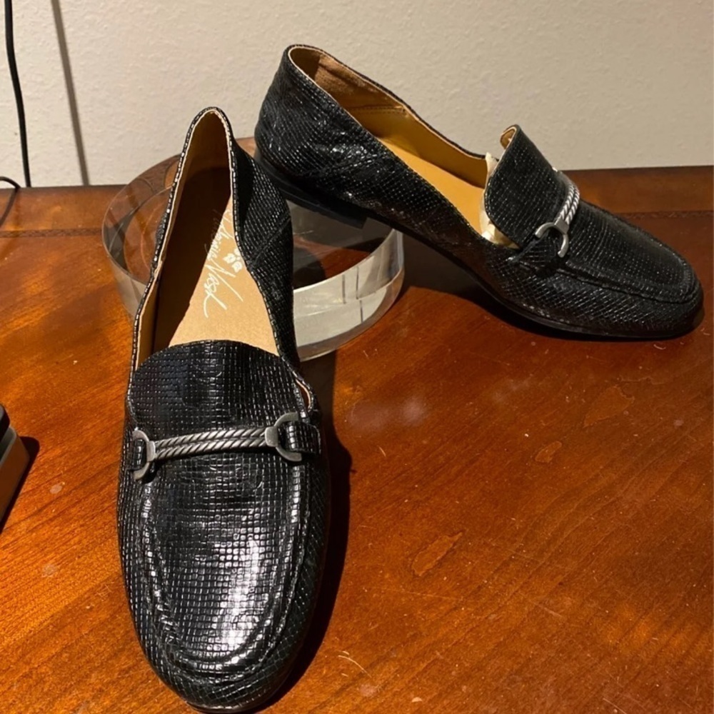 Patricia Nash Fia Slip-On Leather Loafer Size 8 Black
